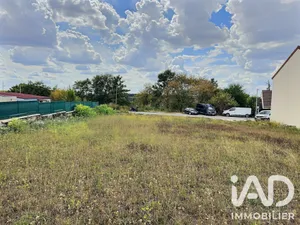 Building plot in Le Thillay (95500)