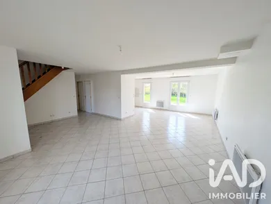 Maison traditionnelle à Lorris (45260)
