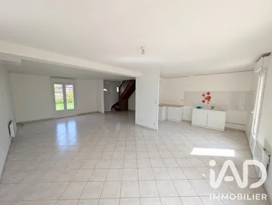 Maison traditionnelle à Lorris (45260)