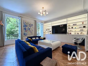 Appartement à Paris (75008)