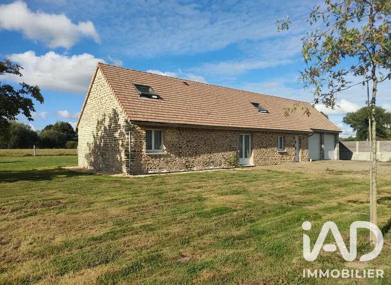 Maison 4 pièces 106 m² · à Bacilly · 106 m² · 270 000 €