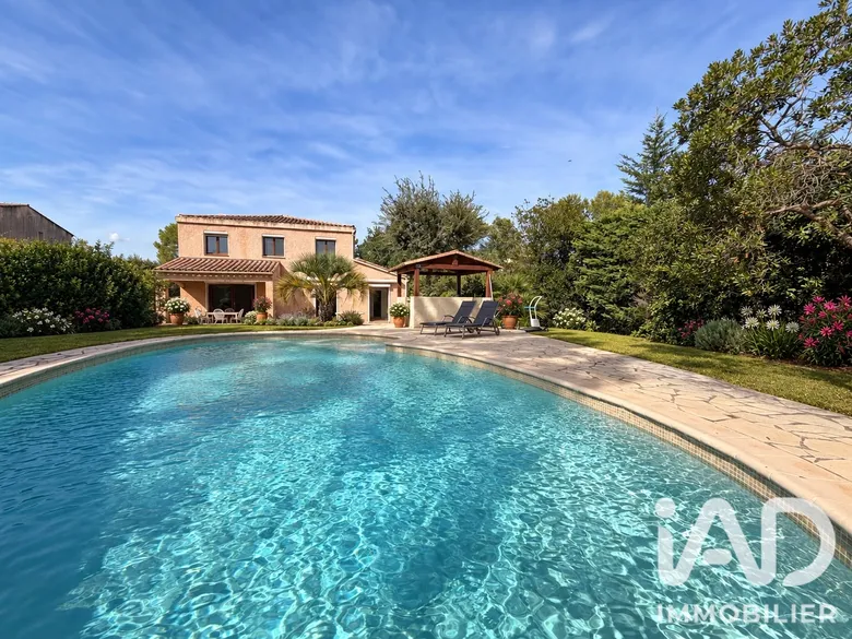 Maison 6 pièces 153 m² à Valbonne