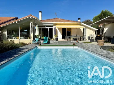 Traditional house in Boucau (64340)