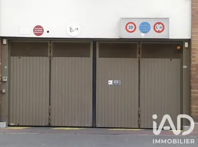 Parking in Paris (75011)
