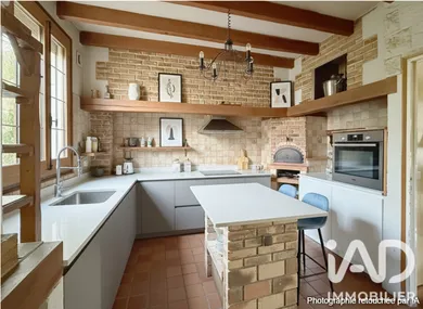Maison à Villeneuve-le-Roi (94290)
