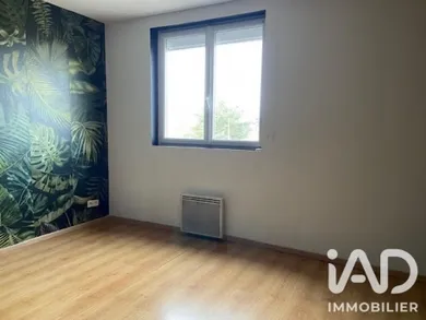Appartement à Saint-Vallier (71230)