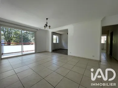 Appartement à Rives (38140)