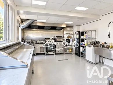 Lease-hold in Carrières-sur-Seine (78420)