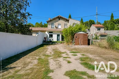Appartement à La Penne-sur-Huveaune (13821)