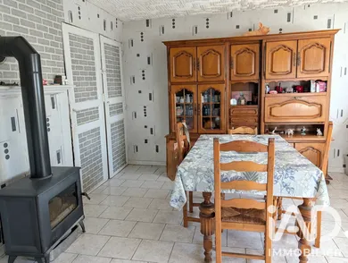 House in Plomion (02140)