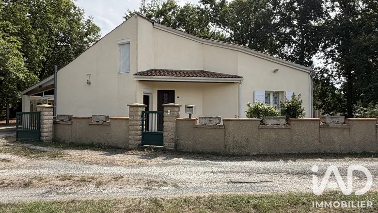 Maison 4 pièces 142 m² · à Chaillevette · 142 m² · 239 000 €