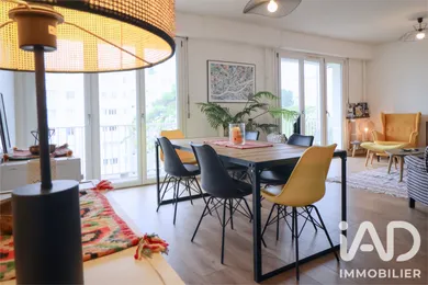 Apartment in Nantes (44300)