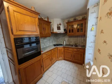 Townhouse in Trélazé (49800)