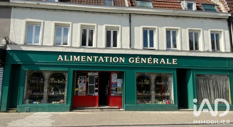 Local commercial 180 m² · à Lille · 180 m² · 199 200 €