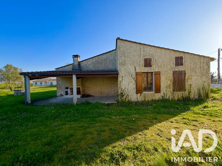 Maison 5 pièces 148 m² · à Bois · 148 m² · 148 000 €
