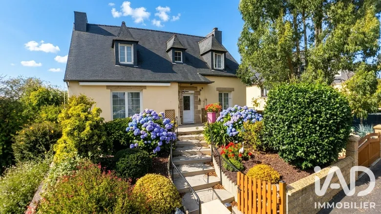 Maison 5 pièces 122 m² · à Merdrignac · 122 m² · 246 503 €