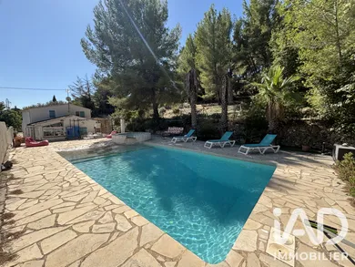Maison traditionnelle à Sanary-sur-Mer (83110)