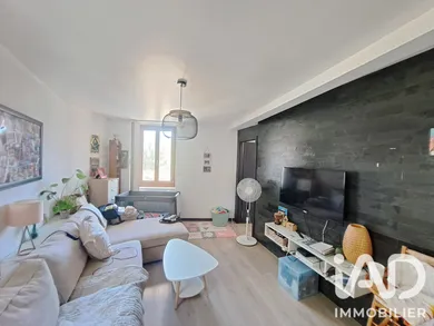 Appartement à Saint-Julien-en-Genevois (74160)