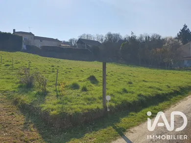 Terrain à bâtir à Chasseneuil-du-Poitou (86360)
