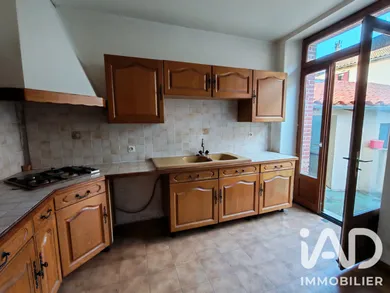 Townhouse in Saint-Junien (87200)