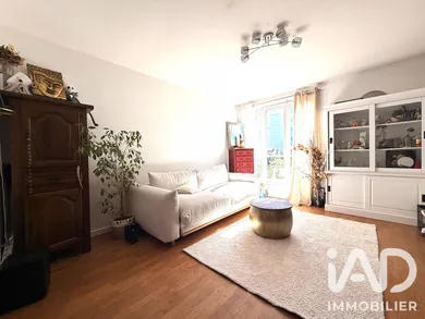 Apartment in Noisy-le-Grand (93160)