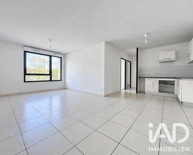 Appartement à Bordeaux (33100)