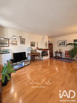 Apartment in Louveciennes (78430)