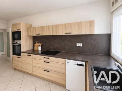 Apartment in Le Mée-sur-Seine (77350)