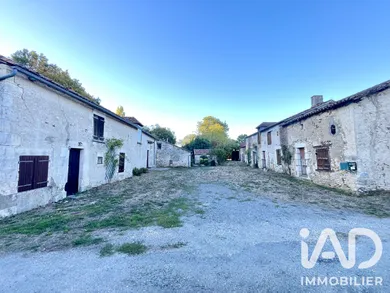 Longere in Haims (86310)
