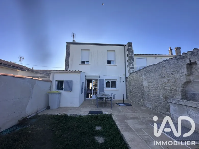 Maison 4 pièces 107 m² · à Rochefort · 107 m² · 255 000 €