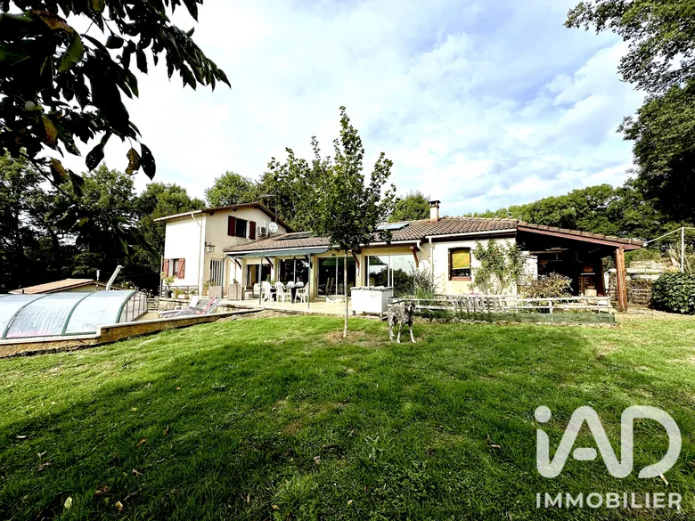 Maison 6 pièces 176 m² · à Lavergne · 175,6 m² · 338 500 €