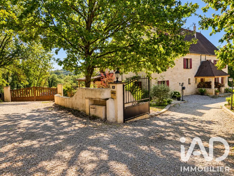 Maison 14 pièces 440 m² · à Payrac · 440 m² · 880 000 €