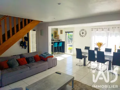 Maison à Meslan (56320)