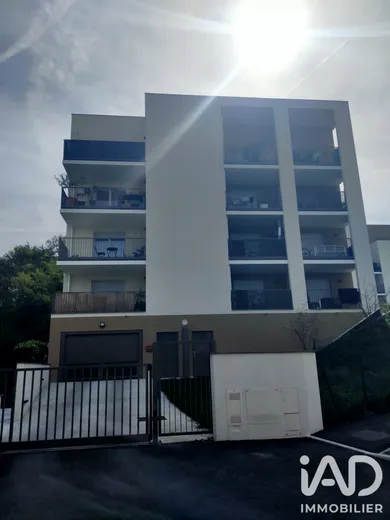 Parking in Villefontaine (38090)