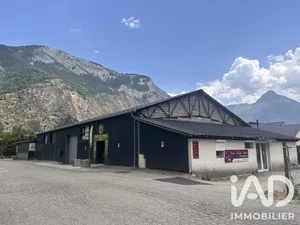 Murs commerciaux à Le Bourg-d'Oisans (38520)