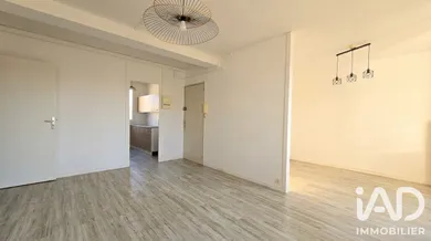 Apartment in Niort (79000)