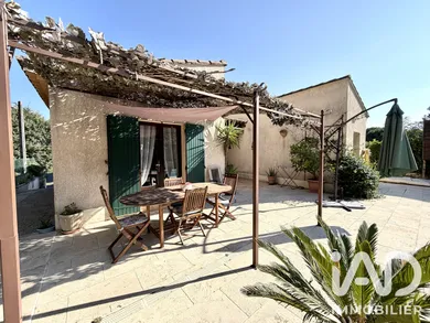 Maison traditionnelle à Connaux (30330)