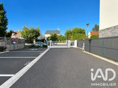 Parking in Cormeilles-en-Parisis (95240)