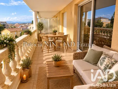Appartement à Saint-Raphaël (83700)