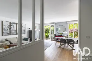 Apartment in Garches (92380)