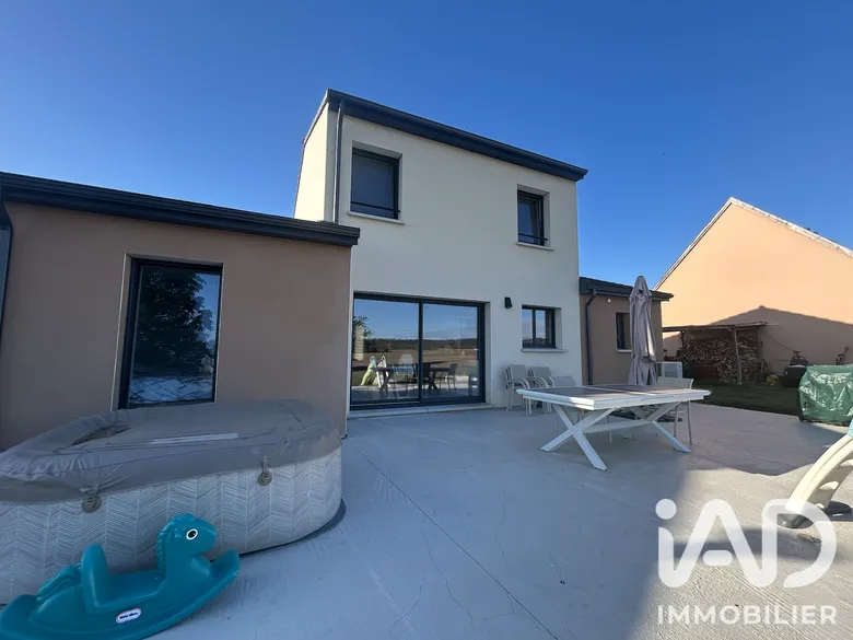 Maison 5 pièces 105 m² · à Laumesfeld · 105 m² · 315 000 €