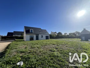 Maison à Plounéventer (29400)