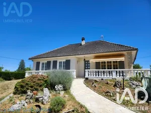 Maison de campagne à Saint-Front-la-Rivière (24300)