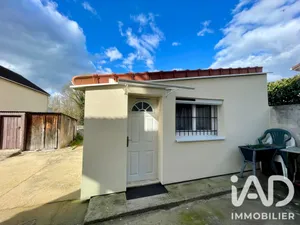 Apartment in Égly (91520)