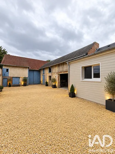 Maison de campagne à Bonneuil-les-Eaux (60120)