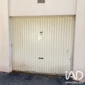Garage in Toulon (83200)