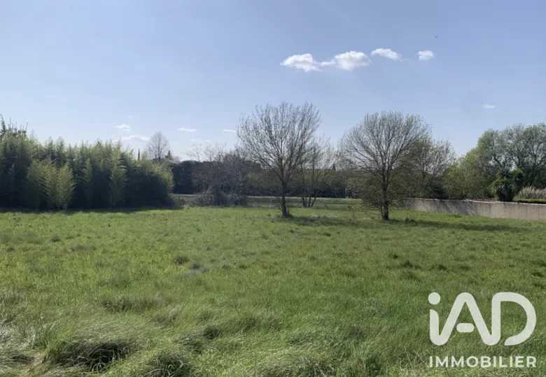 Terrain à bâtir à Fontanès (30250) · 155 000 €