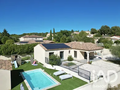 Traditional house in Collorgues (30190)
