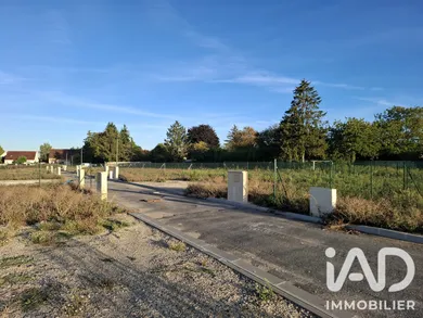 Terrain à bâtir à MACHAULT (77133)