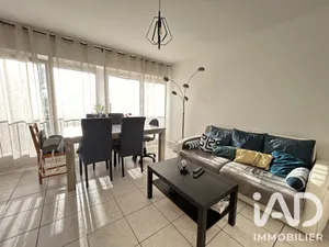 Apartment in Livry-Gargan (93190)